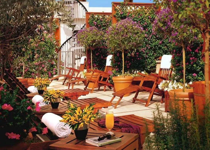 Dei Mellini Hotel 4*