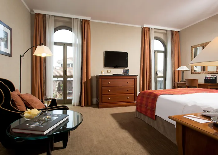 Dei Mellini Hotell 4*